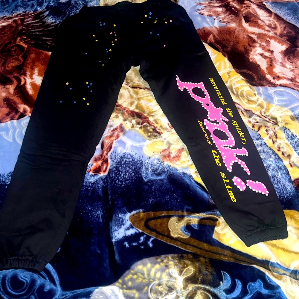 Sp5der Worldwide sweatpants.